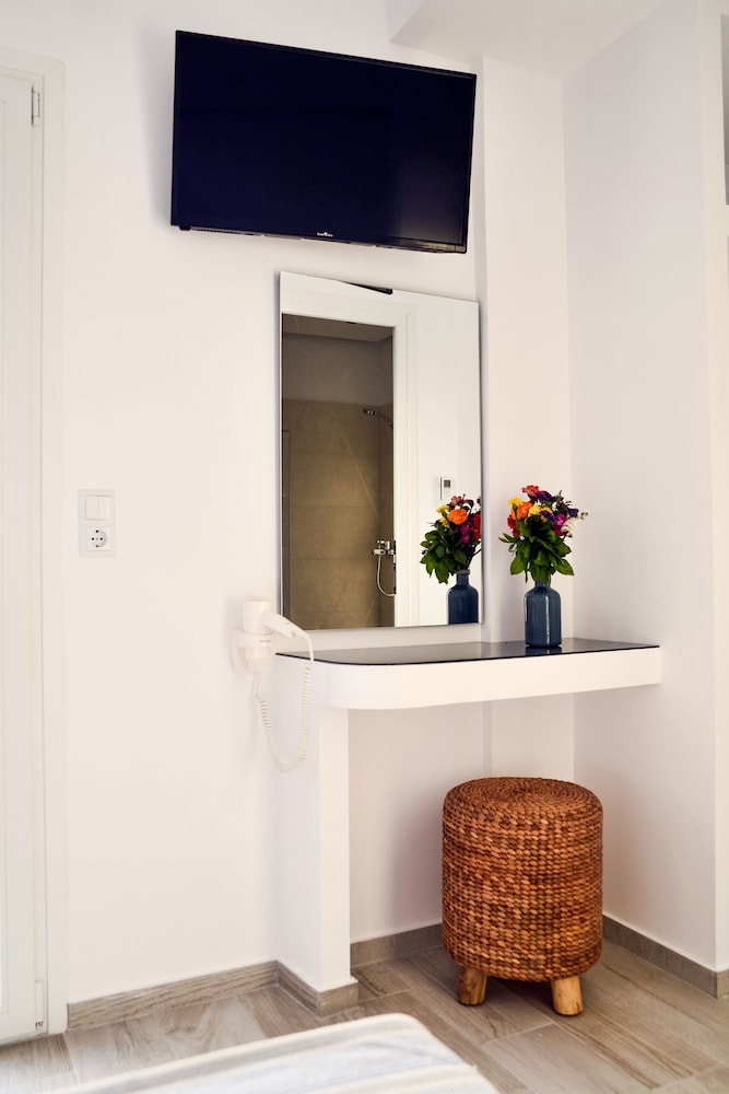 dimele rooms and studios