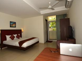 ixora suites