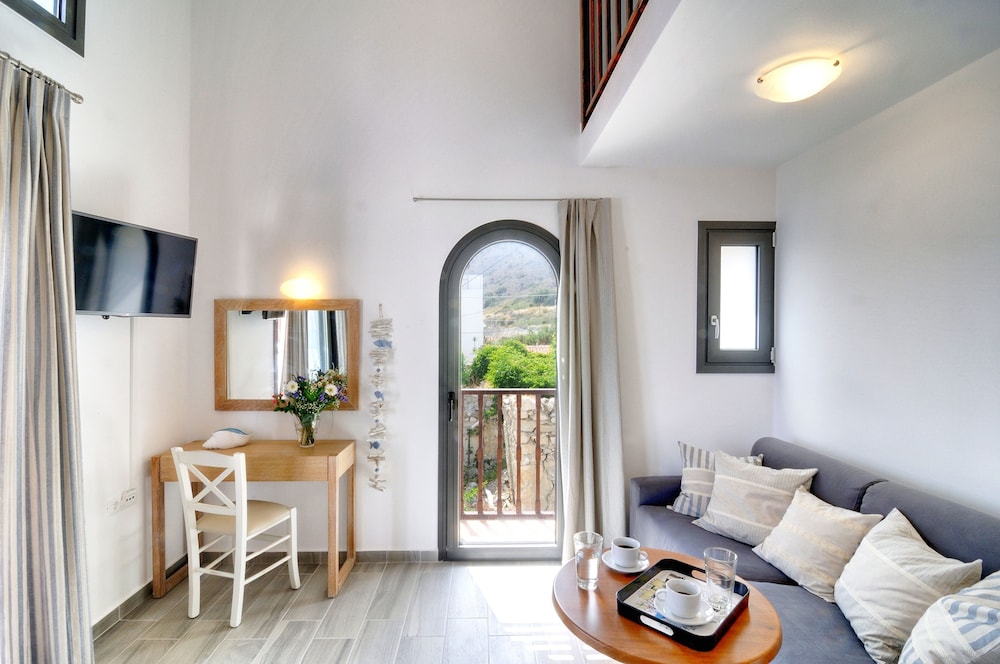 myrtos mare suites