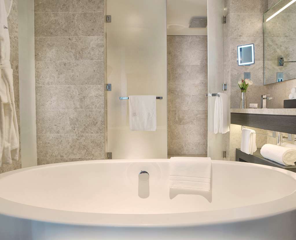 kempinski hotel muscat