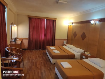 flora place hotel