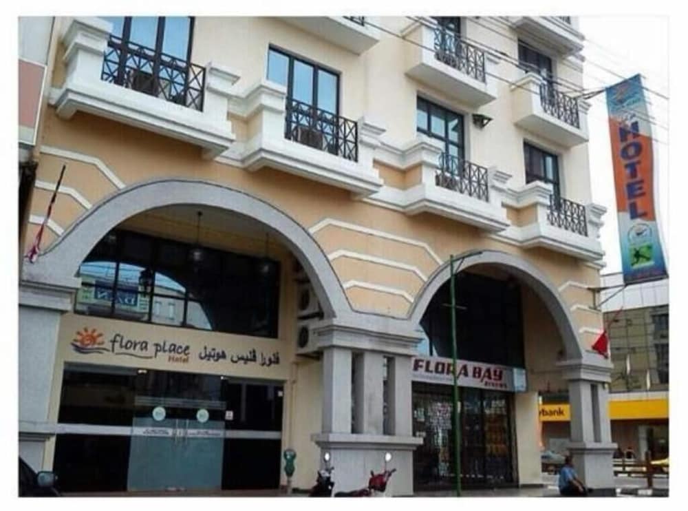 flora place hotel