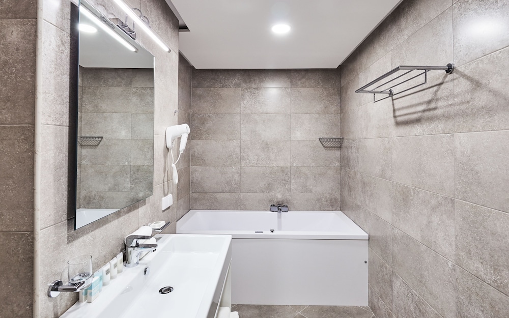 gallery palace hotel