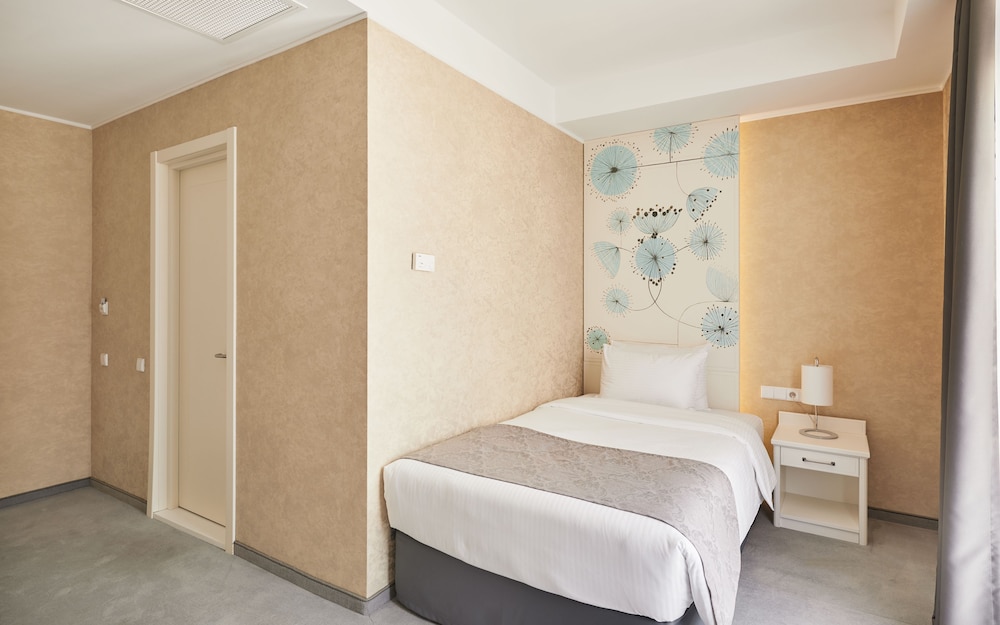 gallery palace hotel