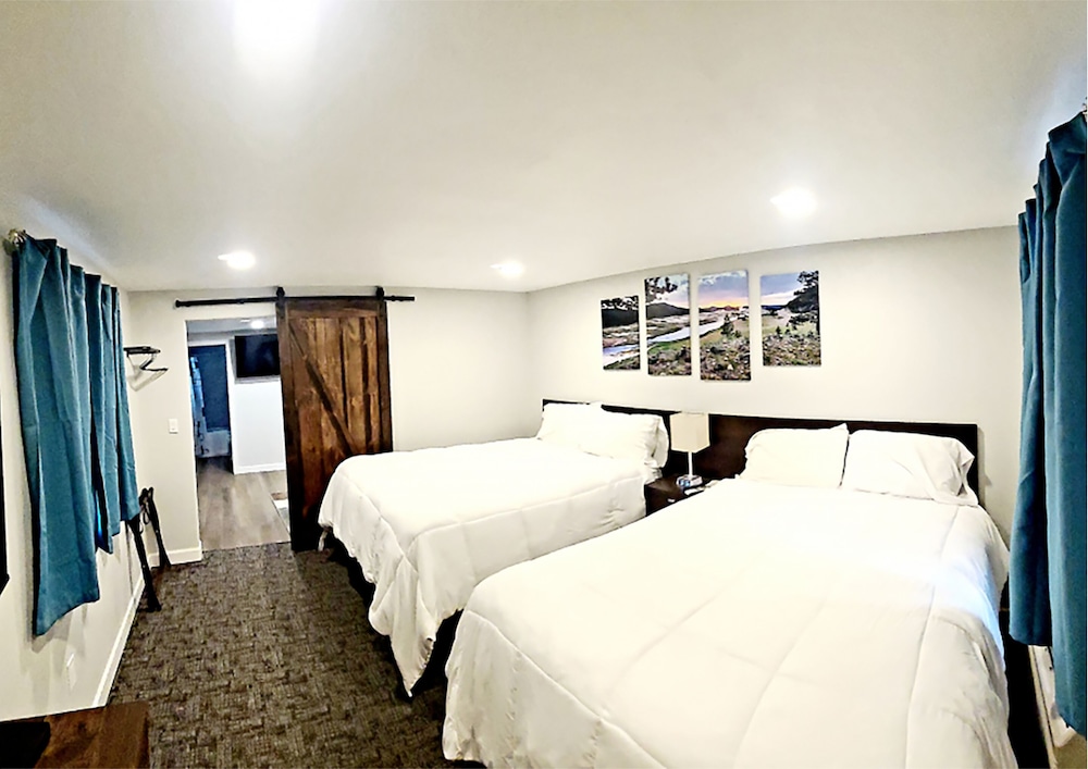 silver moon motel and suites