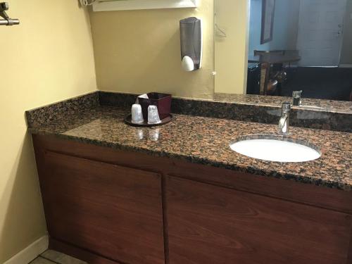 Immokalee Inn,Collier County>>Collier,4 star