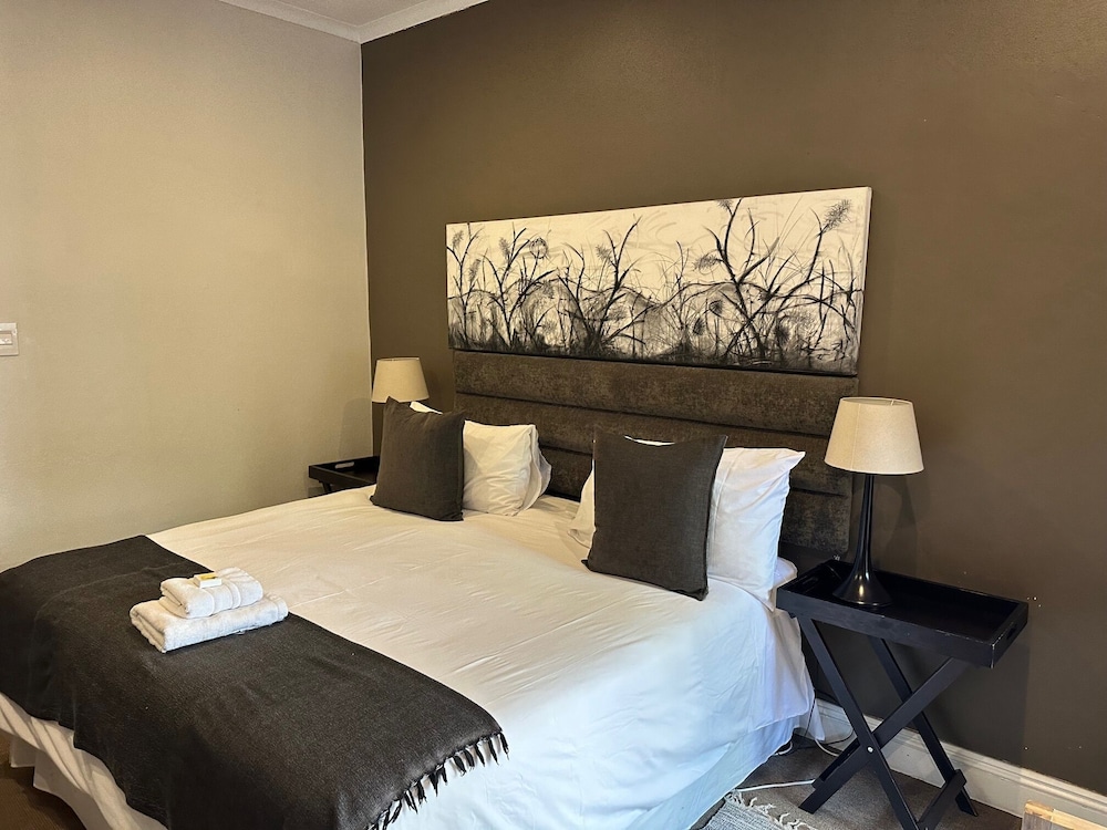 melville turret guesthouse