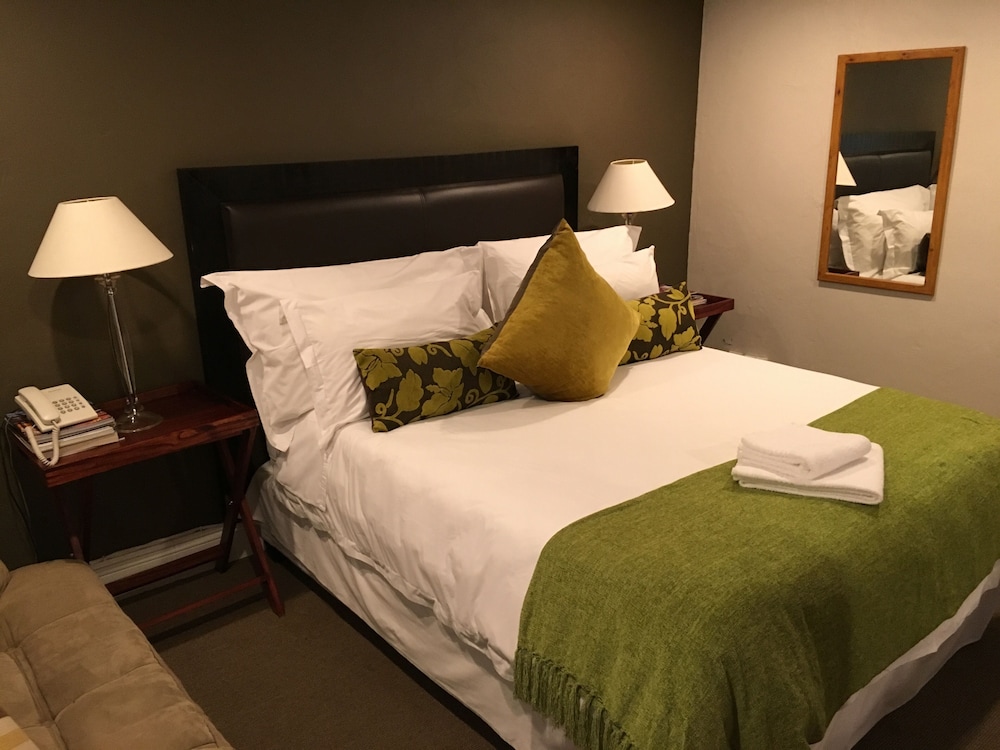 melville turret guesthouse