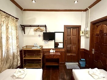 hoxieng guesthouse 1