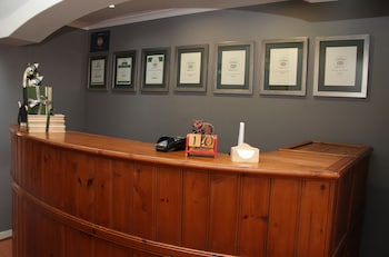 del roza guest house