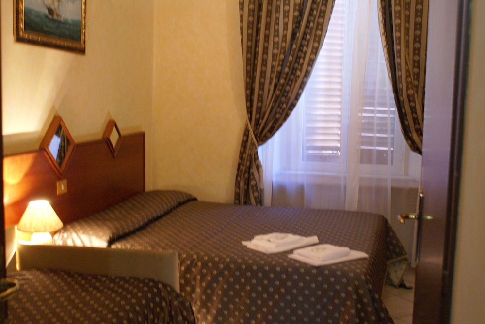 hotel farini