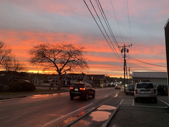 Vineyard Harbor Motel - Private Beach,,3 star