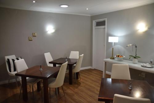 rosebank lodge guest house by claires