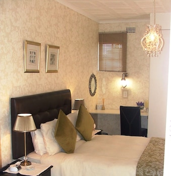 arum place guest house