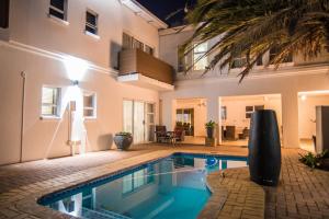 adelante lodge