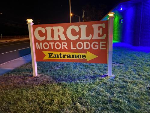 circle motel lodge