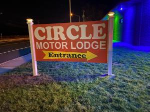 circle motel lodge