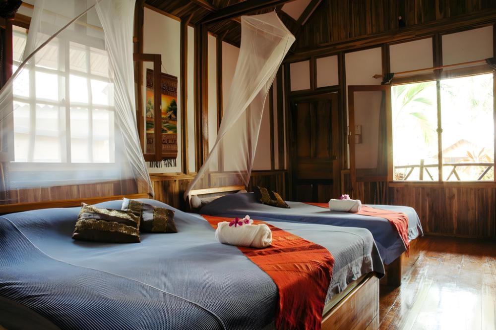 thongbay guesthouse luang prabang