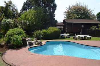 log cabin and settlers village