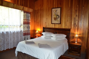 log cabin and settlers village