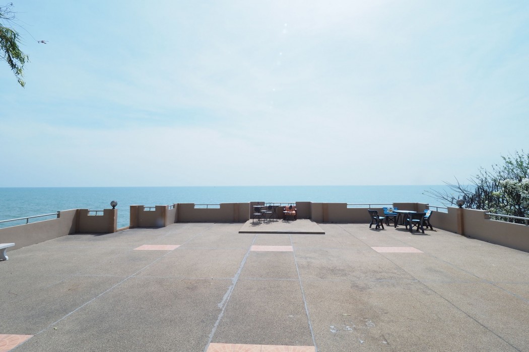 sea breeze guest house