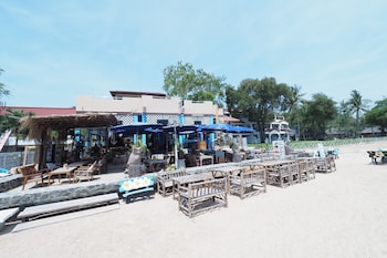 sea breeze guest house