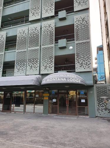 the montana lodge sathorn