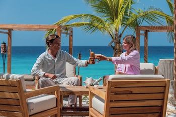 delfins beach resort bonaire tapestry collection by hilton
