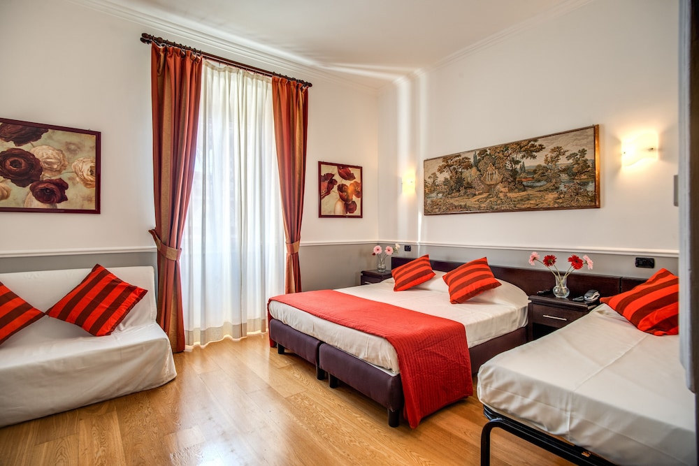 everest inn rome