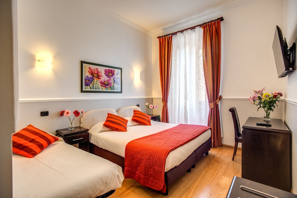 everest inn rome