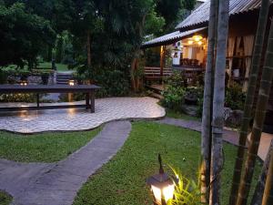 rimtarn resort mae hong son