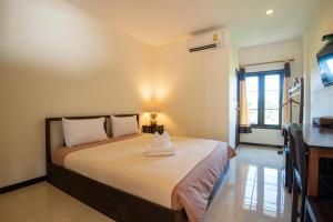 rimtarn resort mae hong son