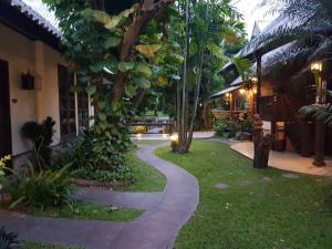 rimtarn resort mae hong son