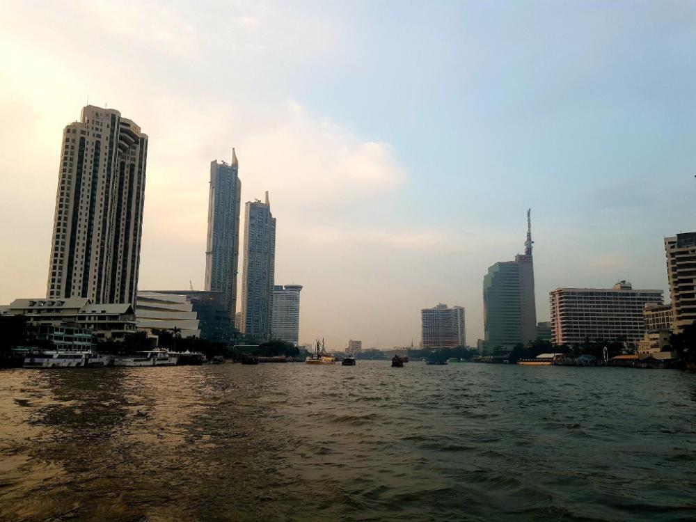 sathorn terrace apartment