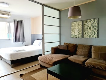 sathorn terrace apartment