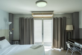 sathorn terrace apartment