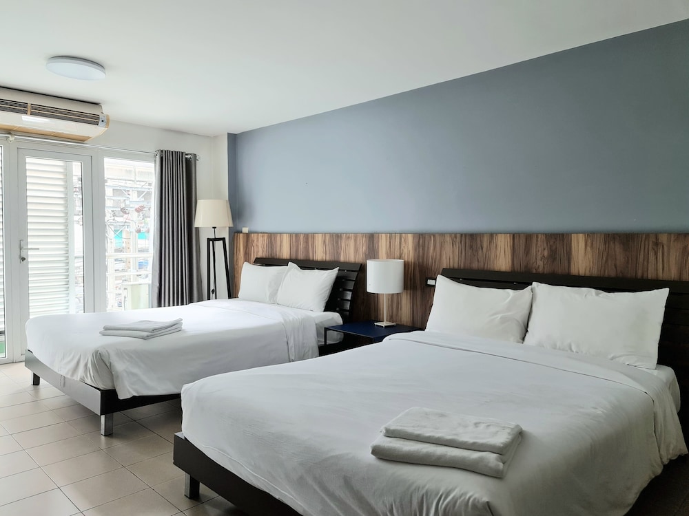 sathorn terrace apartment