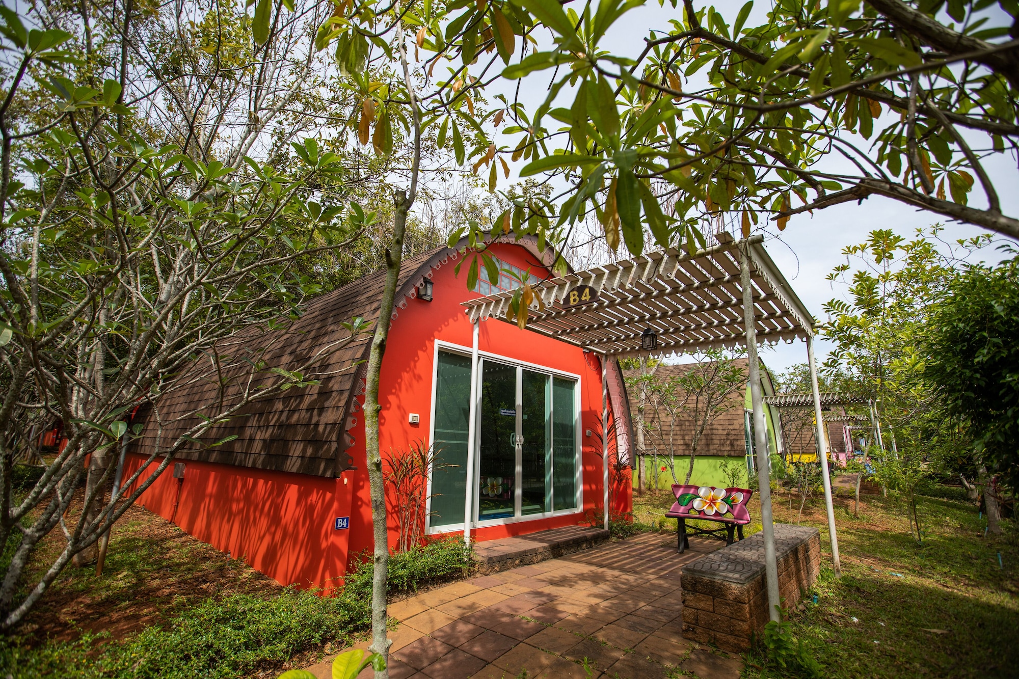 Khaoyai Fantasy Resort,Nakhon Ratchasima>>Khao Yai National Park,4 star