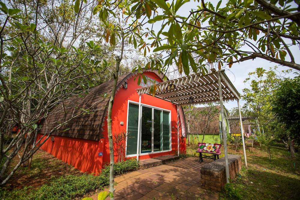 Khaoyai Fantasy Resort,Nakhon Ratchasima>>Khao Yai National Park,4 star