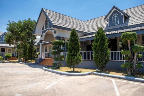 Janrapat Resort,Surat Thani>>Koh Samui,3 star