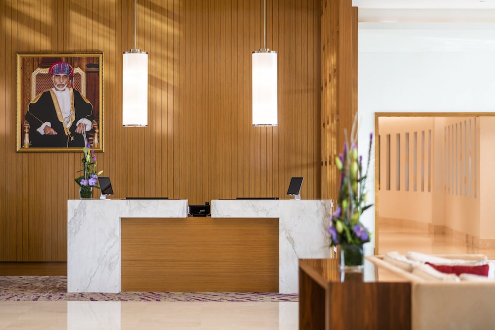 crowne plaza muscat ocec by ihg