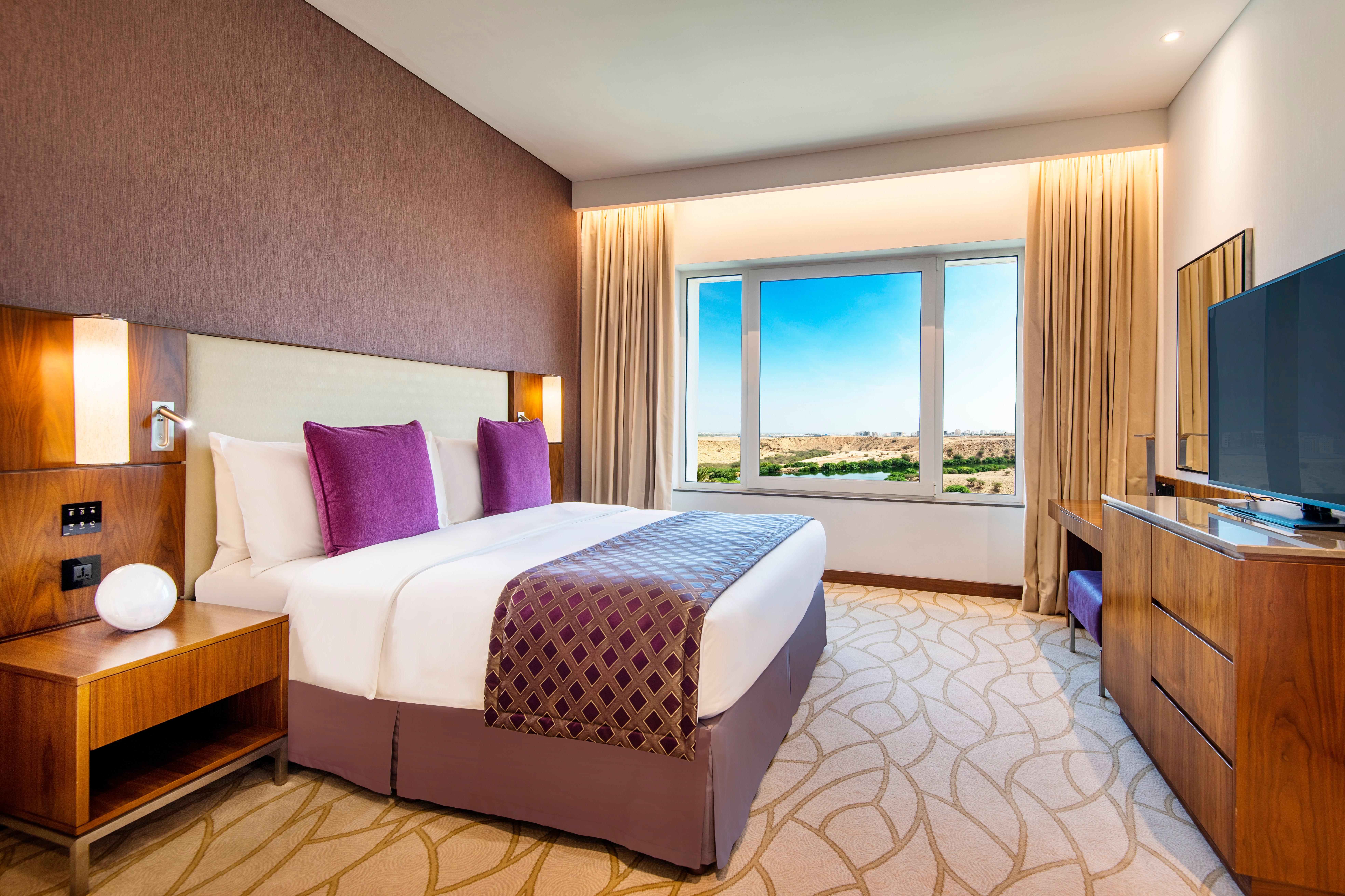 crowne plaza muscat ocec by ihg