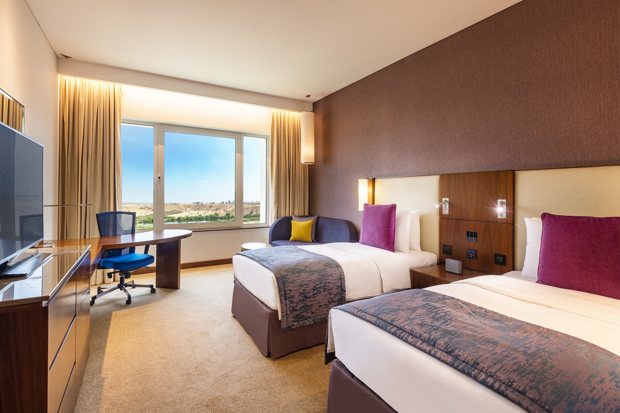 crowne plaza muscat ocec by ihg