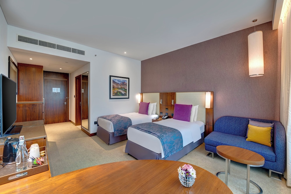 crowne plaza muscat ocec by ihg
