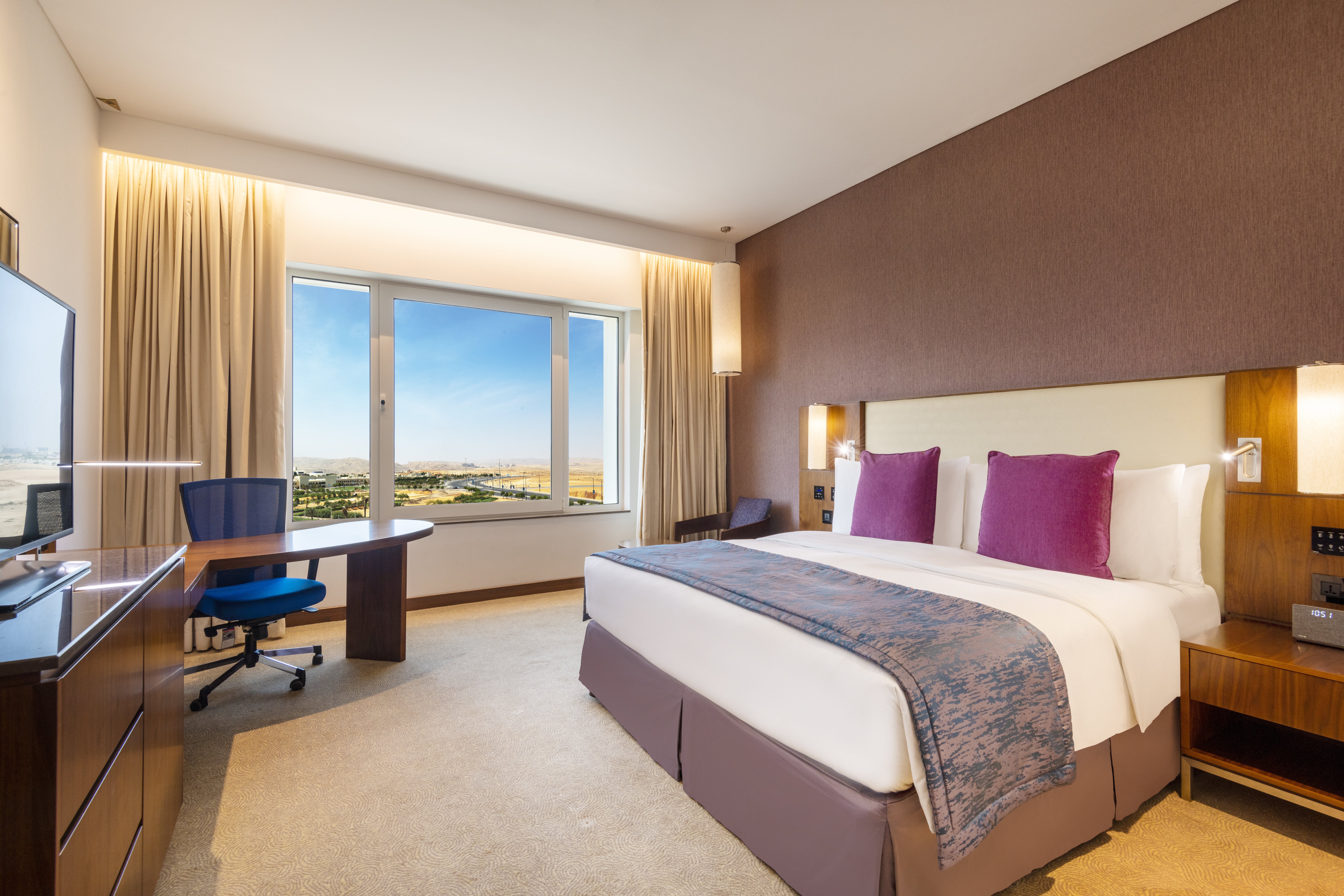 crowne plaza muscat ocec by ihg