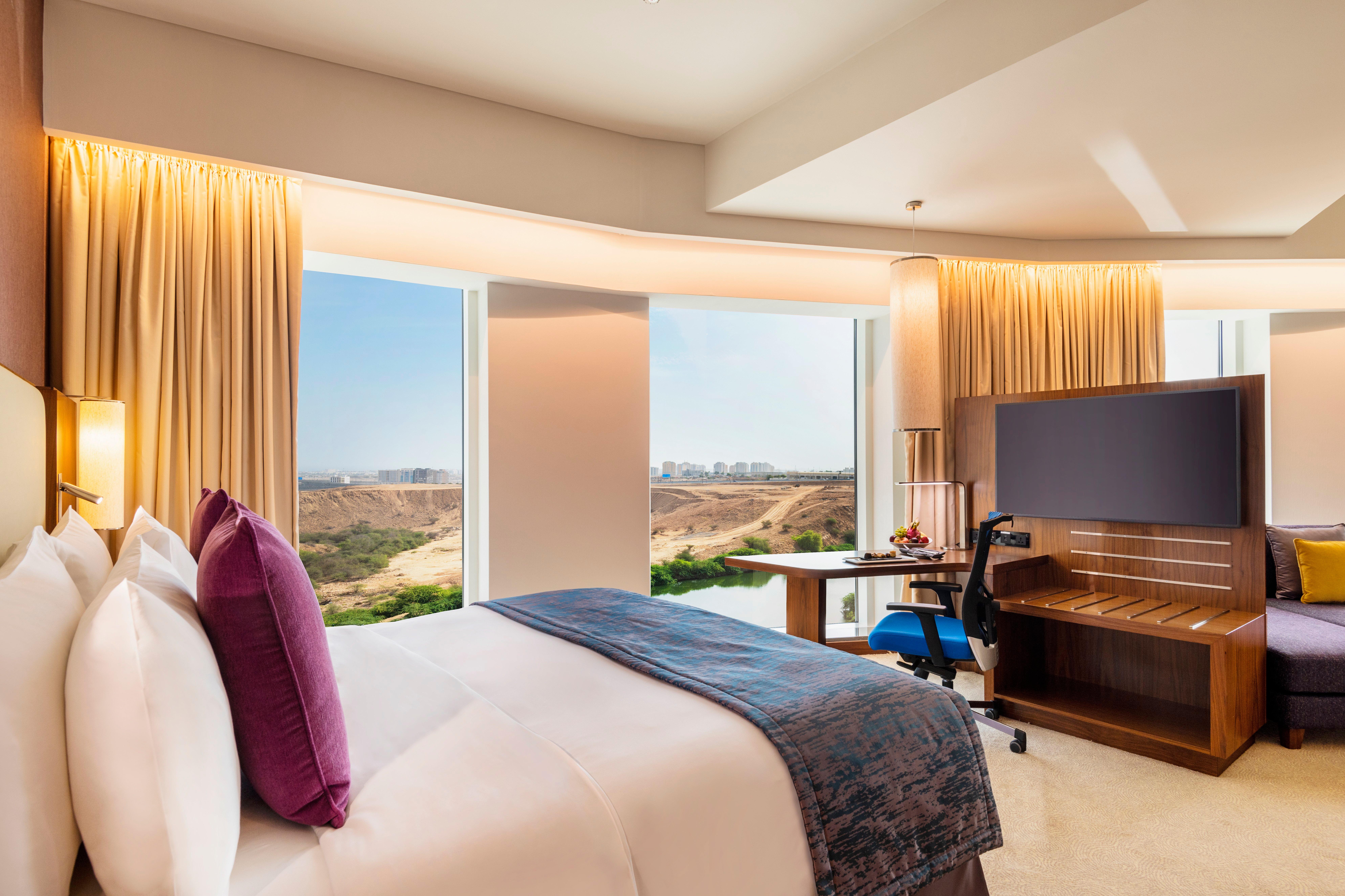crowne plaza muscat ocec by ihg