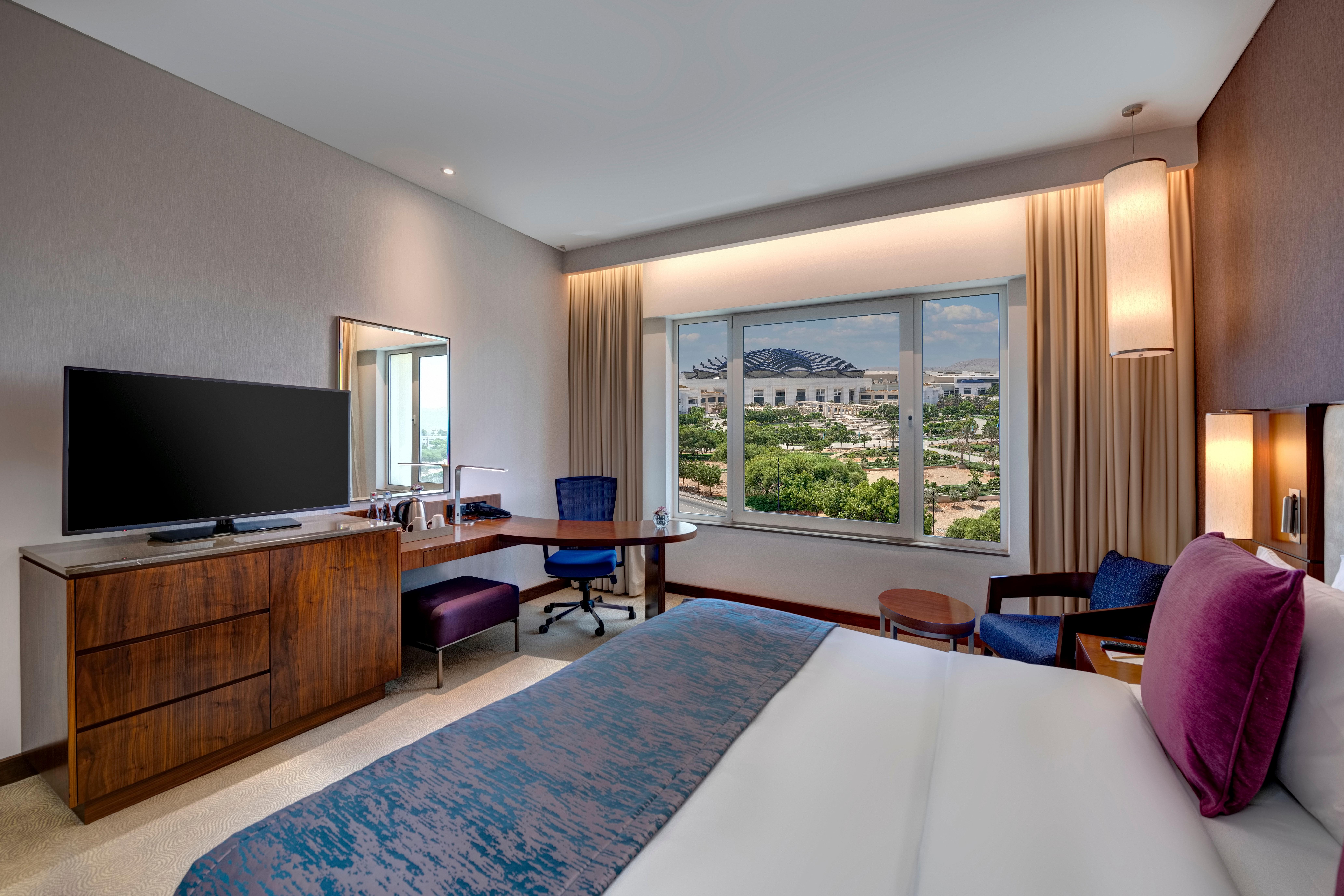 crowne plaza muscat ocec by ihg