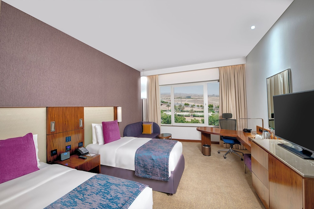 crowne plaza muscat ocec by ihg