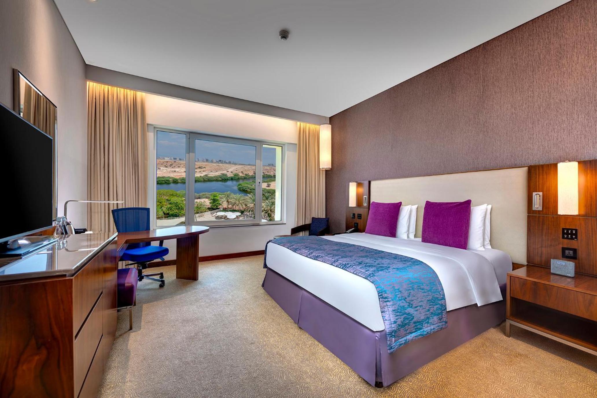 crowne plaza muscat ocec by ihg
