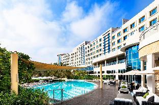 crowne plaza muscat ocec by ihg